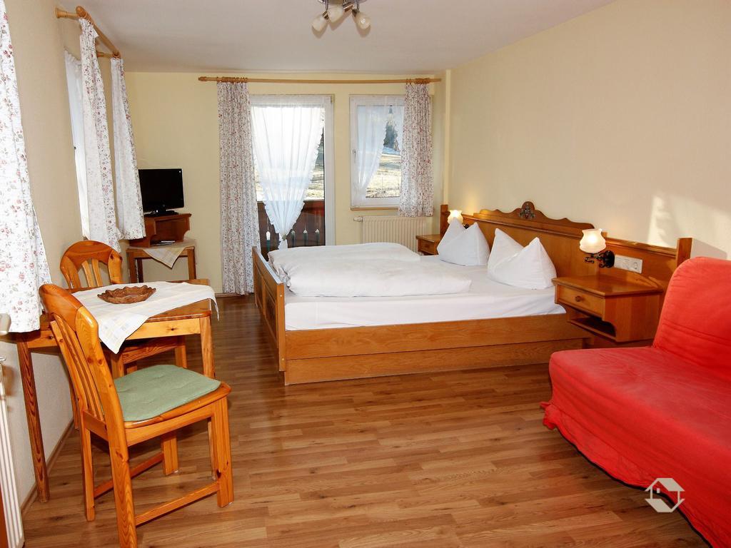 Gaestehaus Klingele Hinterzarten Quarto foto